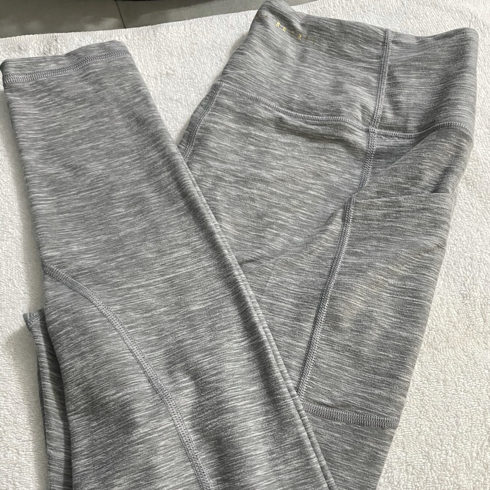 Victoria Secret Incredible Leggings size 14.